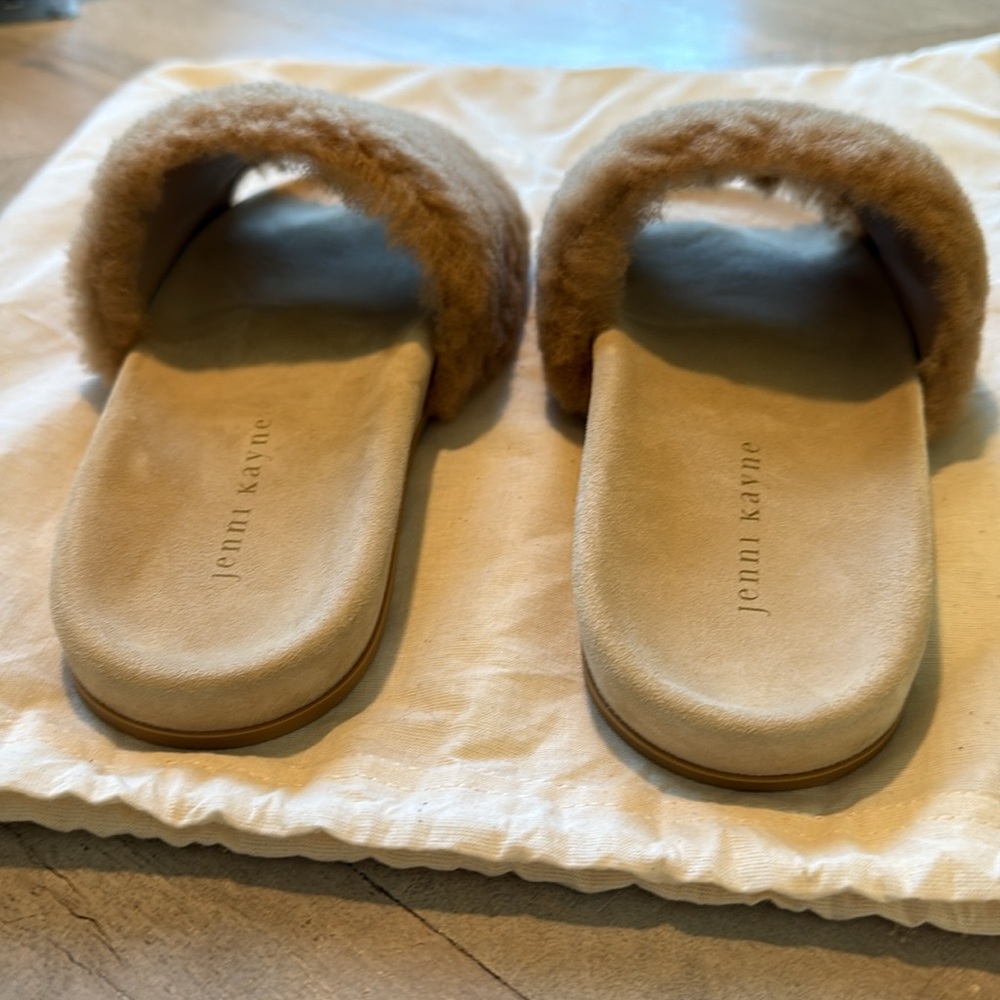 JENNI KAYNE Shearling Slide Sandal in Natural sz 7 / 37 BRAND NEW! Orig $325 - Picture 5 of 7